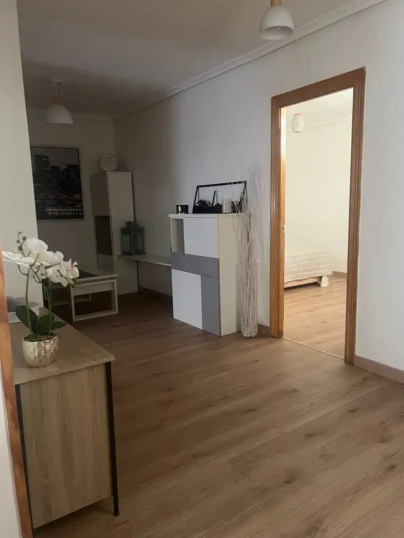 Living room of Flat for rent in Torrelavega   with Heating