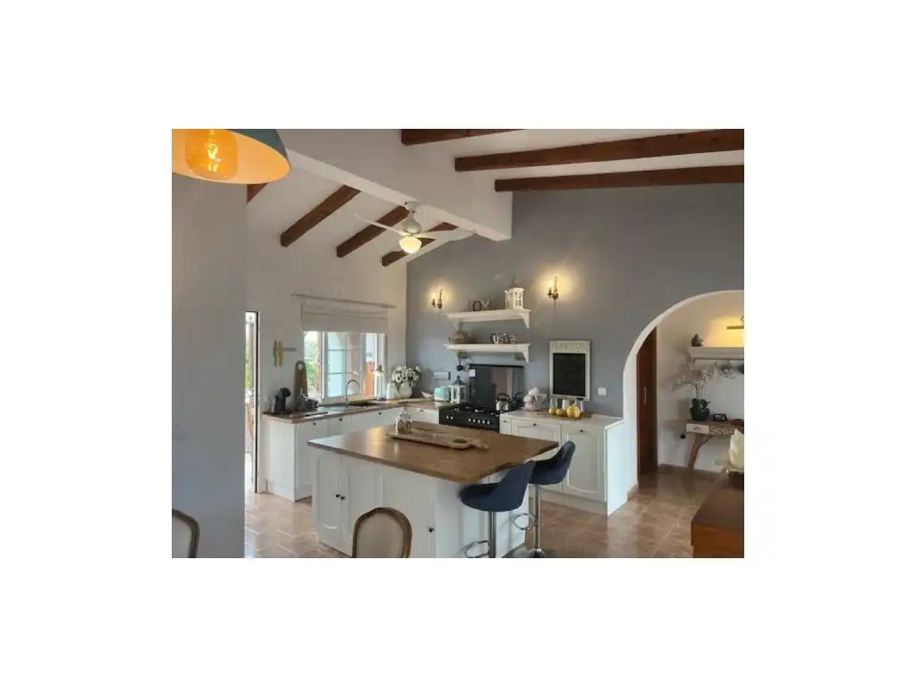 Cocina de Casa o chalet en venta en Dolores con Aire acondicionado, Jardín privado y Piscina