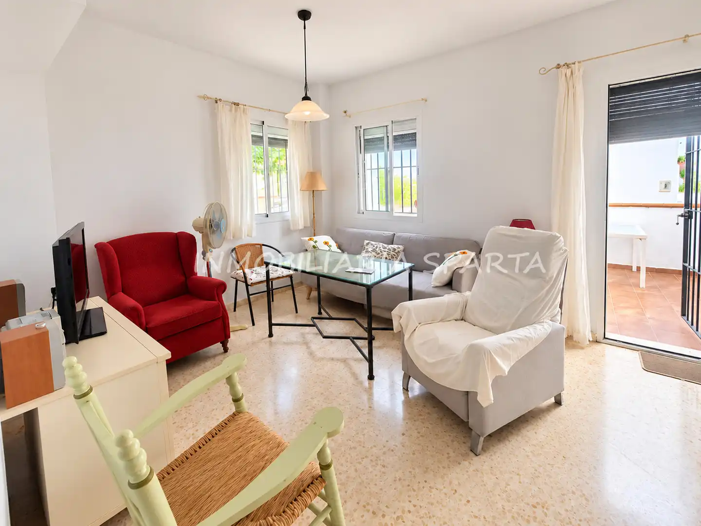 Sala de estar de Casa adosada en venta en Alcalá del Río, Sevilla