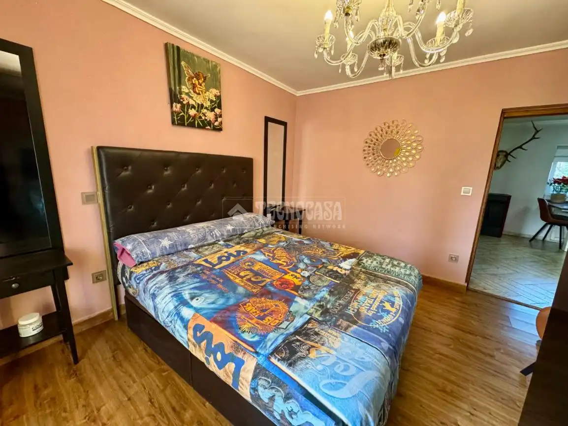 Habitación de Piso en venta en El Astillero   con Calefacción, Parquet y Terraza