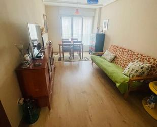 Sala d'estar de Apartament en venda en Salamanca Capital