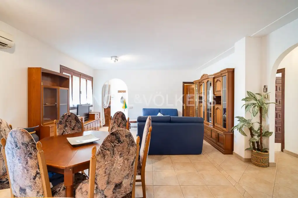 Sala d'estar de Casa o xalet en venda en Pedreguer amb Calefacció