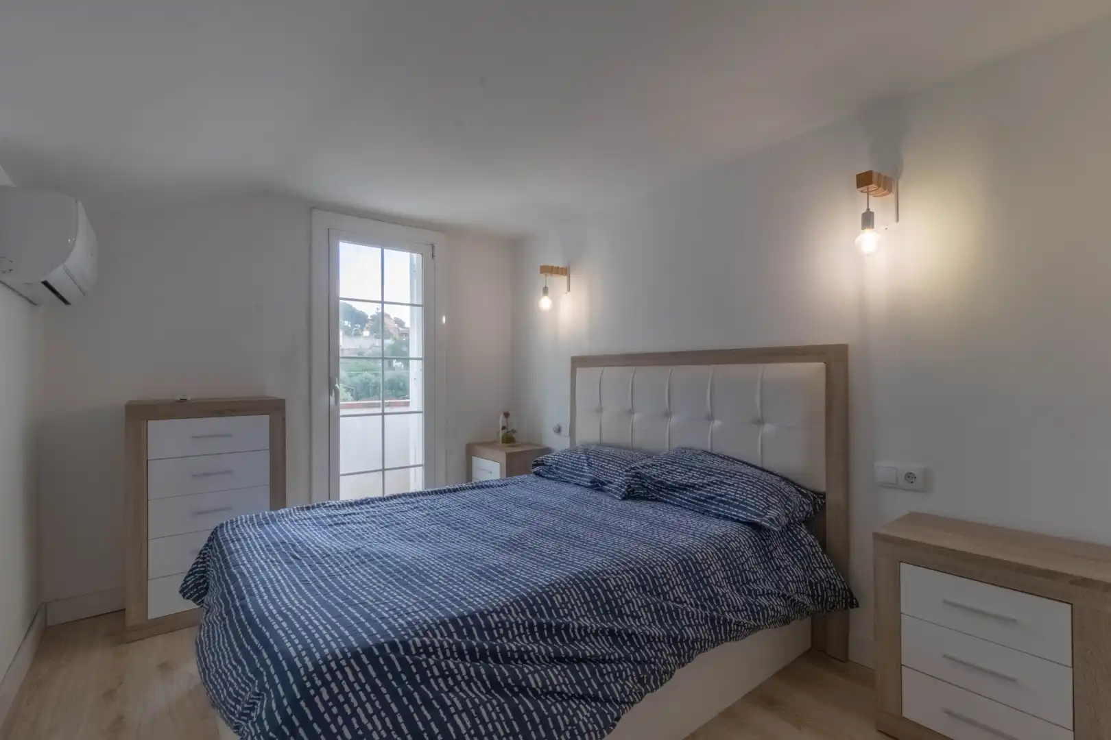 Dormitori de Casa o xalet en venda en Sant Cebrià de Vallalta amb Aire condicionat, Calefacció i Jardí privat