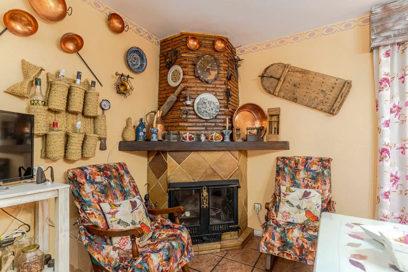Sala de estar de Casa o chalet en venta en Güéjar Sierra con Jardín privado, Trastero y Piscina