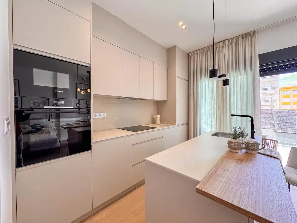 Flat with terrace for sale in Calle Calle de Miguel Hernández, imagen 9