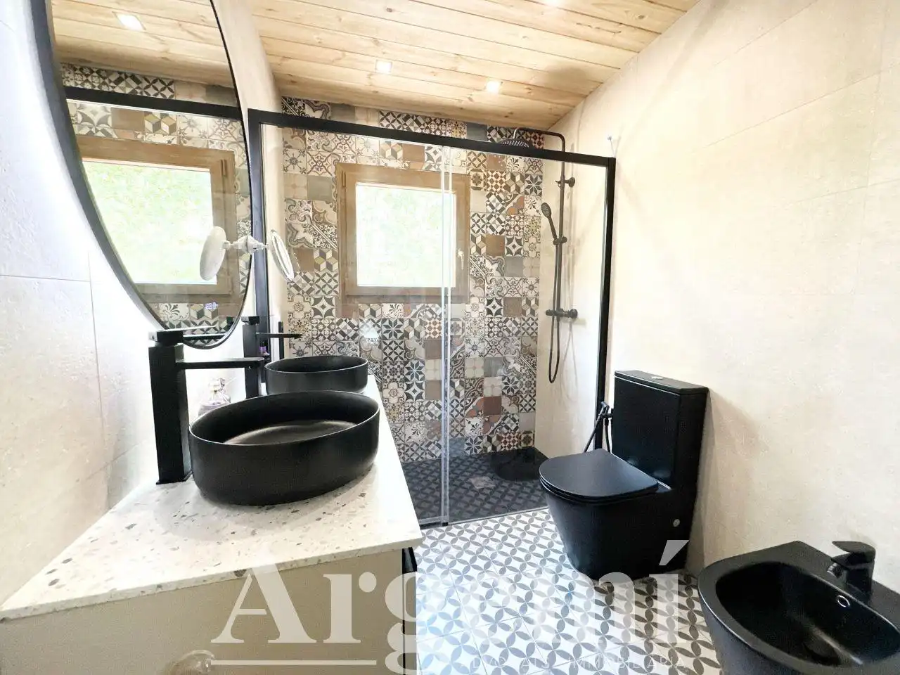 Baño de Casa adosada en venta en Palau-solità i Plegamans con Calefacción, Jardín privado y Trastero