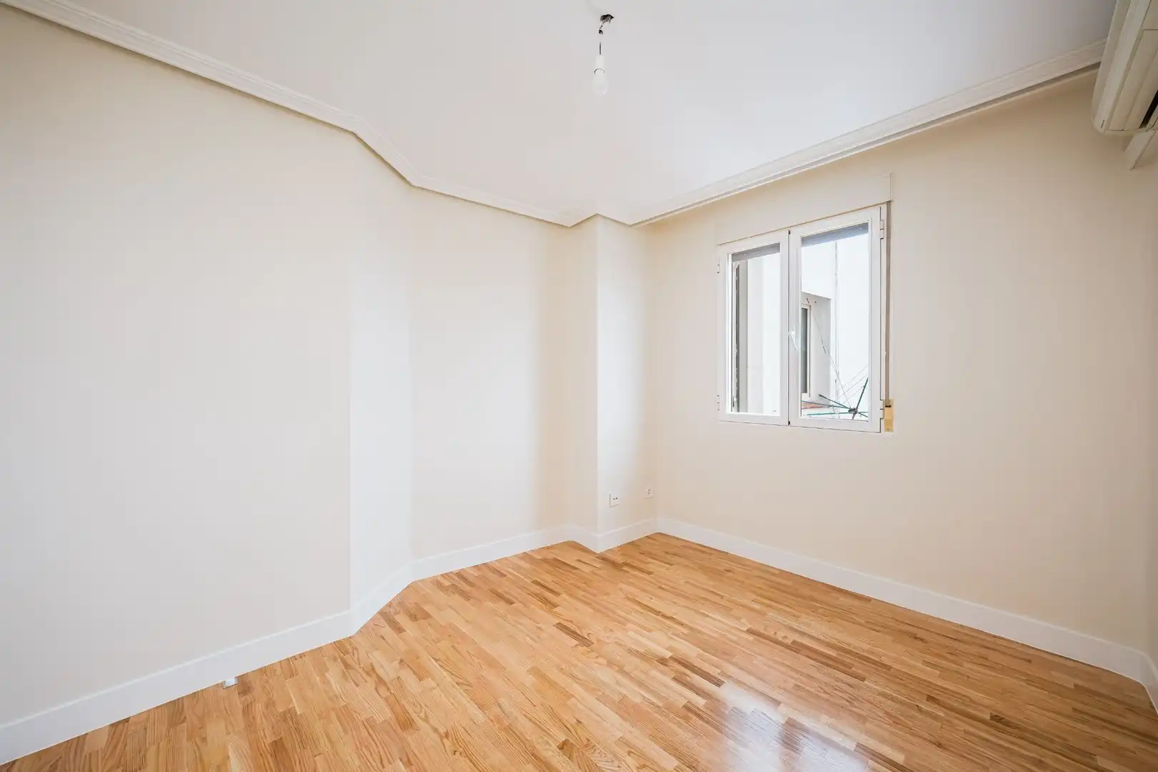 Habitación de Piso en venta en Madrid con Aire acondicionado, Calefacción y Terraza