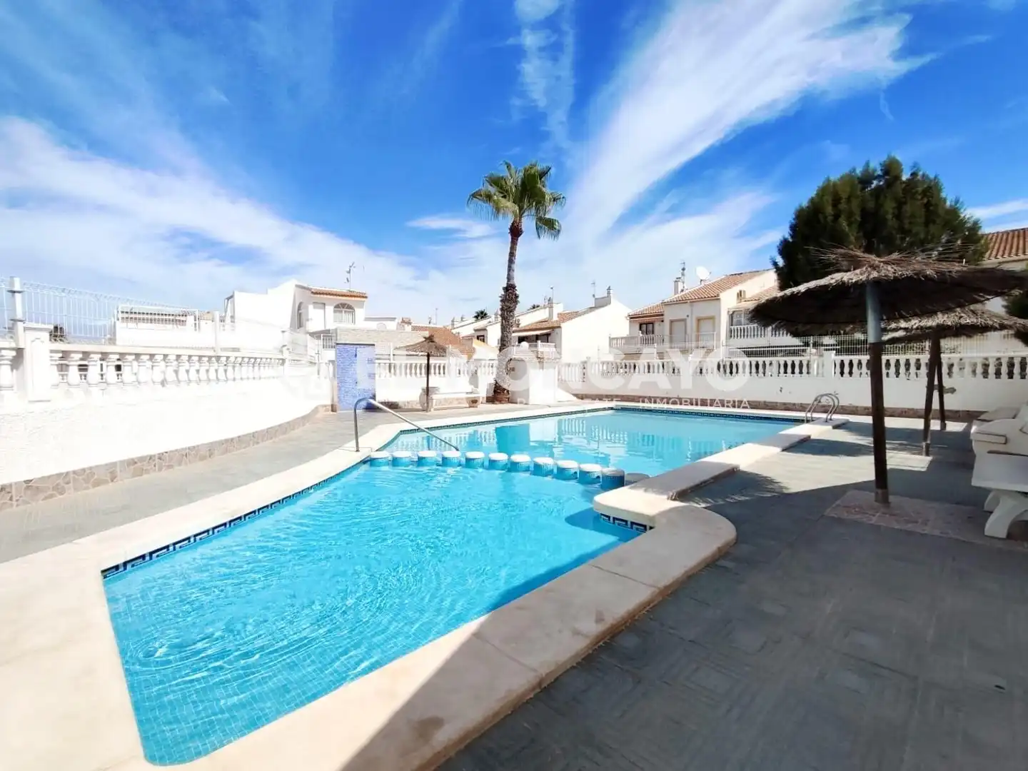 Piscina de Apartamento en venta en Guardamar del Segura con Aire acondicionado, Calefacción y Terraza