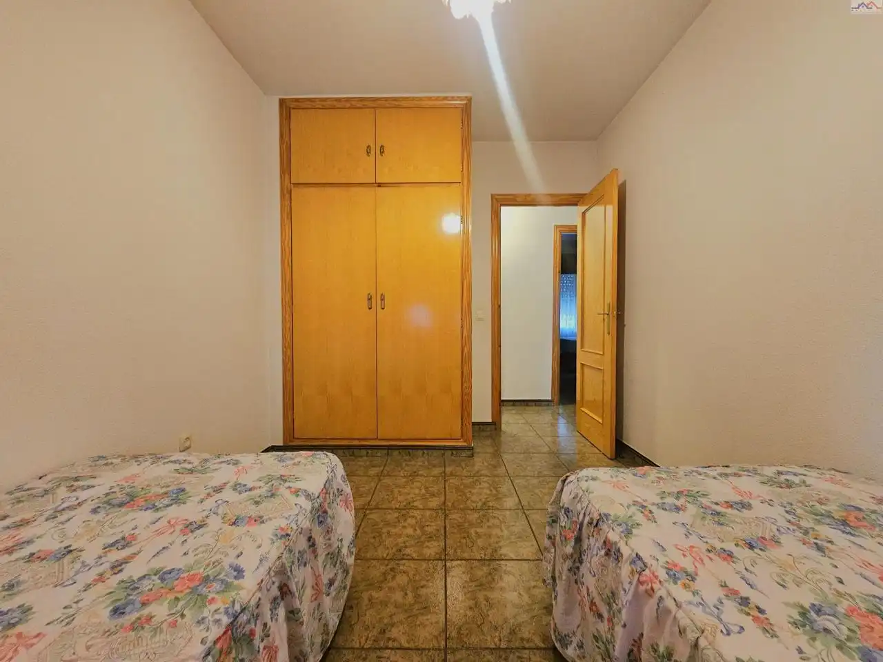 Habitación de Casa o chalet en venta en Villa del Prado con Calefacción, Terraza y Trastero