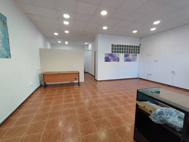 Local comercial en Venta en Sueca ciudad