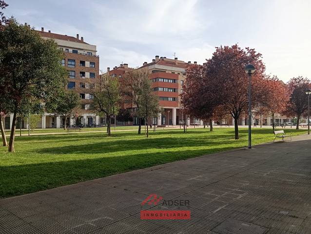 Local comercial en Venta en Logroño - RIO LOMO en Los Lirios