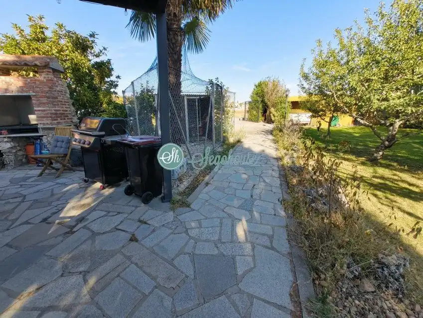 Detached house with garden for sale in Valverde del Majano, imagen 91