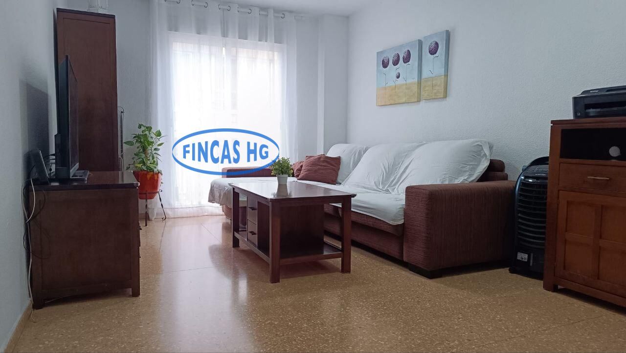 Living room of Flat to rent in Alicante / Alacant  with Air Conditioner, Heating and Balcony