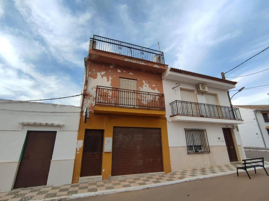Exterior view of Building for sale in La Roda de Andalucía
