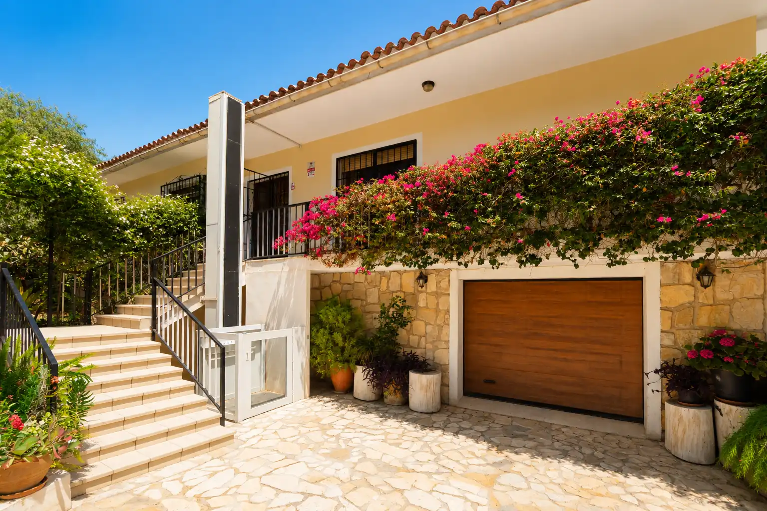 Vista exterior de Casa o chalet en venta en Benidorm con Terraza y Balcón