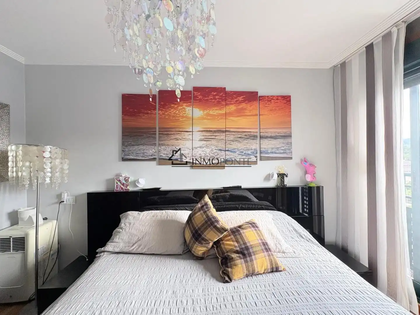 Bedroom of Flat for sale in Pontevedra Capital   with Heating, Storage room and Swimming Pool