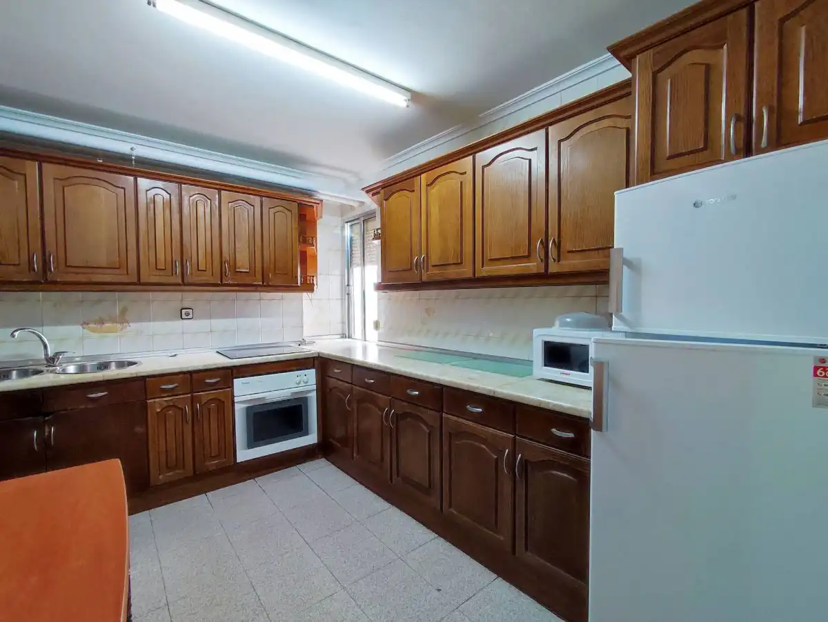 Kitchen of Flat for rent in Salamanca  with Heating and Furnished