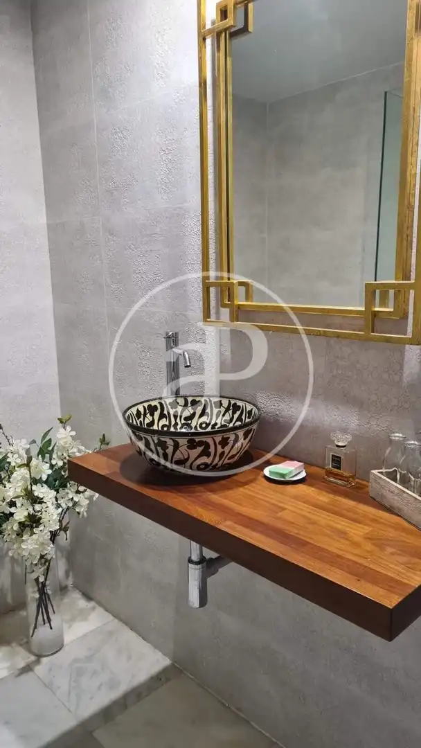 Baño de Piso de alquiler en Valencia con Aire acondicionado, Calefacción y Terraza
