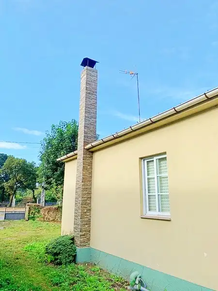 Vista exterior de Casa o chalet en venta en Castro de Rei con Amueblado