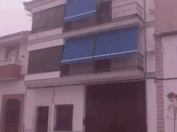 Vista exterior de Piso en venta en Torreperogil