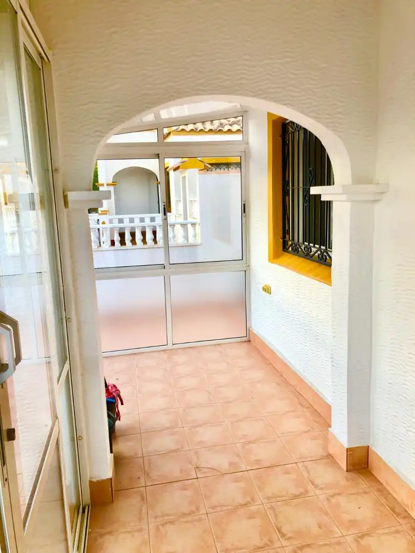 Haus oder Chalet zur Miete in Orihuela mit Klimaanlage, Heizung und Terrasse