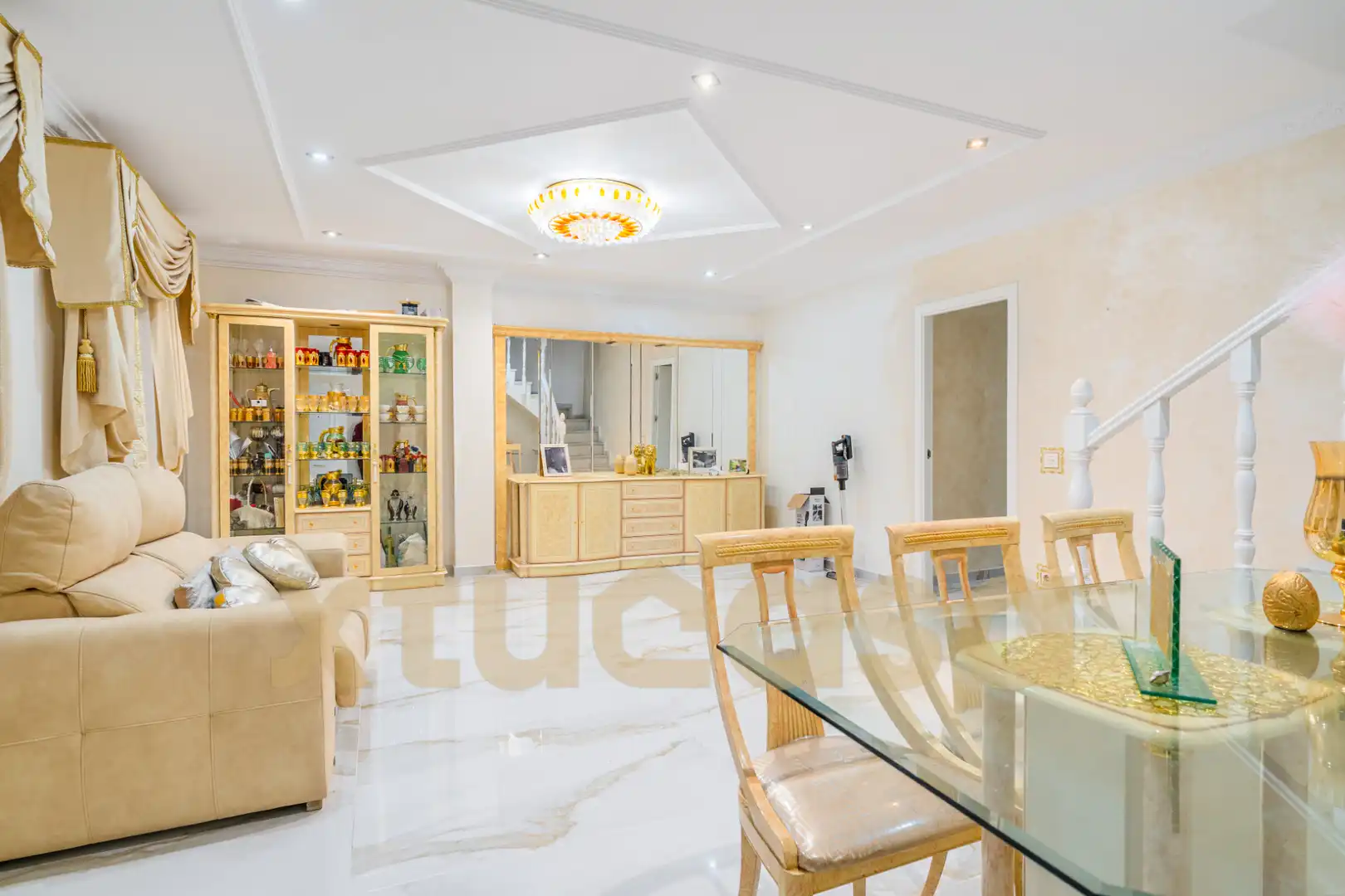 Sala d'estar de Casa o xalet en venda en San Fernando amb Aire condicionat, Terrassa i Moblat