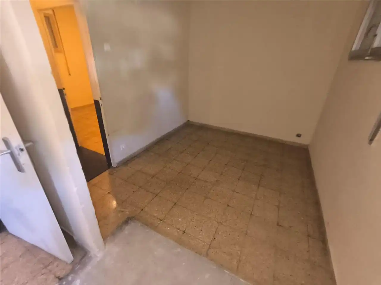 Piso en venta en Carrer de Sant Josep, Ripollet, Spain, -1, Can Clos - Pinetons