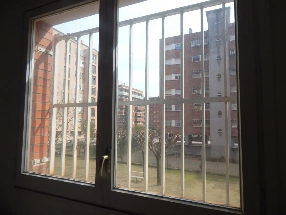 Habitación de Local de alquiler en Martorell