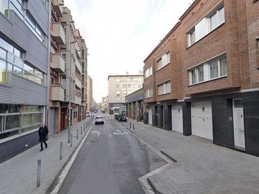 Locale commerciale in vendita a Centre - Sant Oleguer