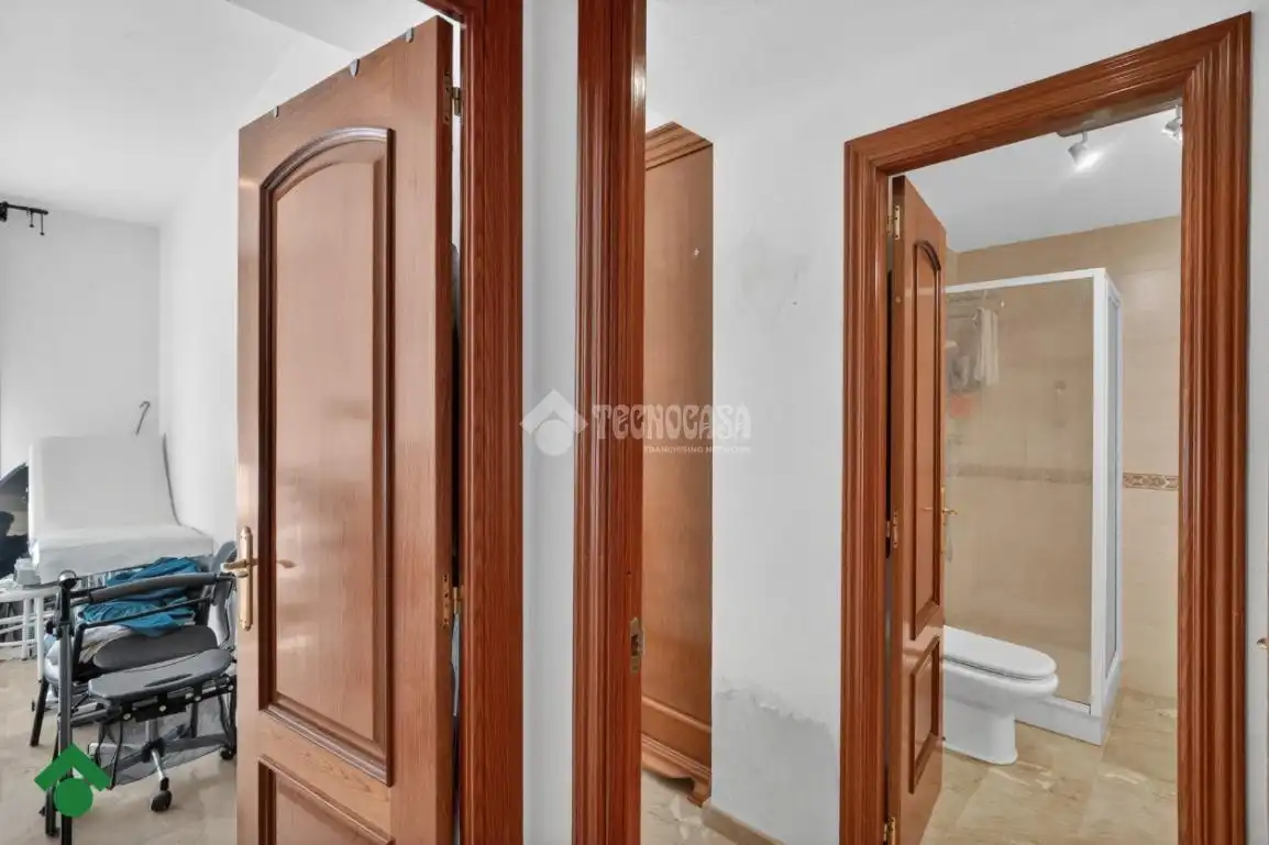 Baño de Piso en venta en Córdoba con Aire acondicionado, Calefacción y Jardín privado
