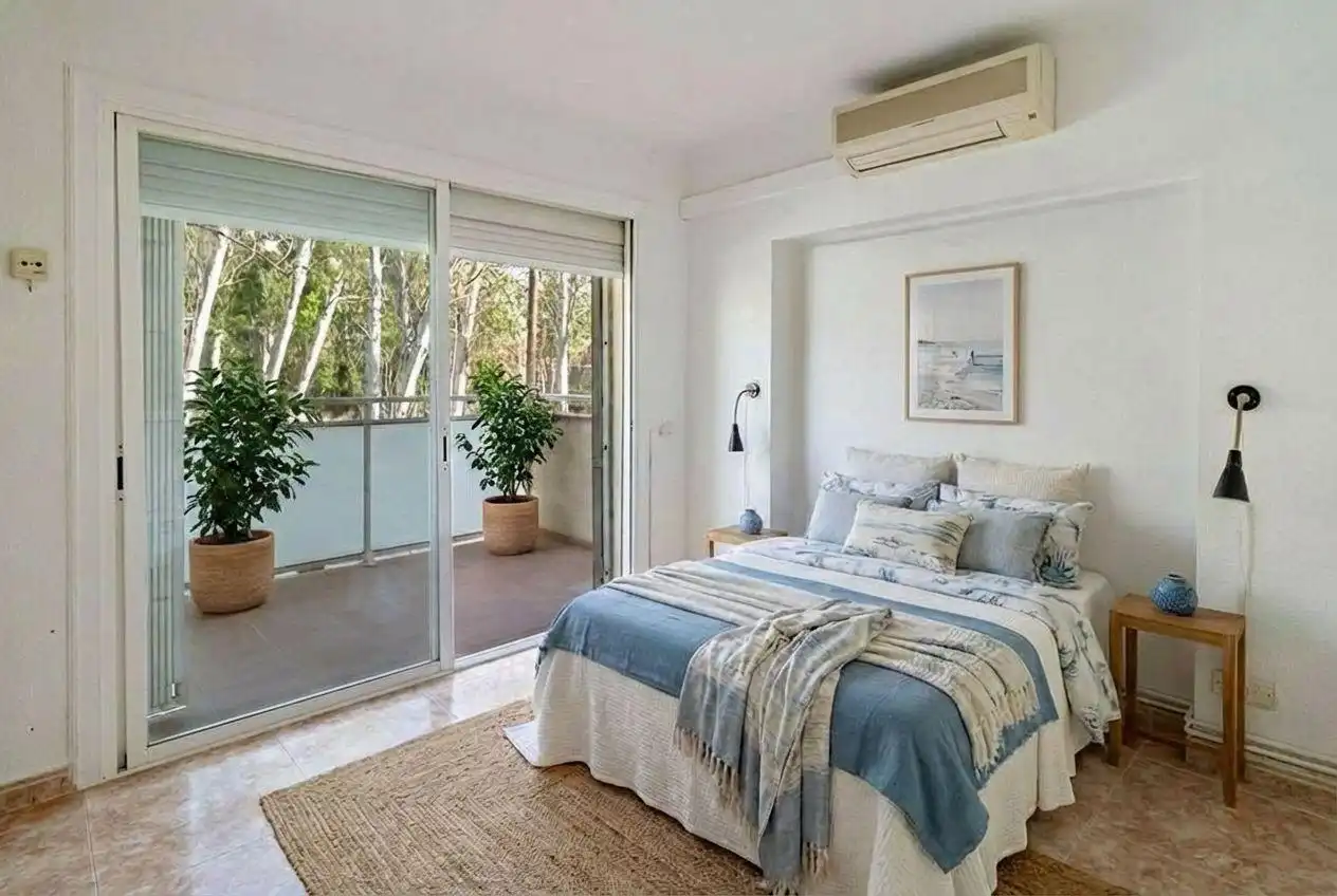Schlafzimmer von Wohnung zum Verkauf in Castelldefels mit Klimaanlage, Heizung und Terrasse
