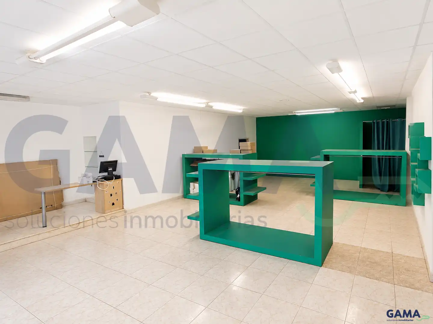 Industrial buildings for sale in Carcaixent