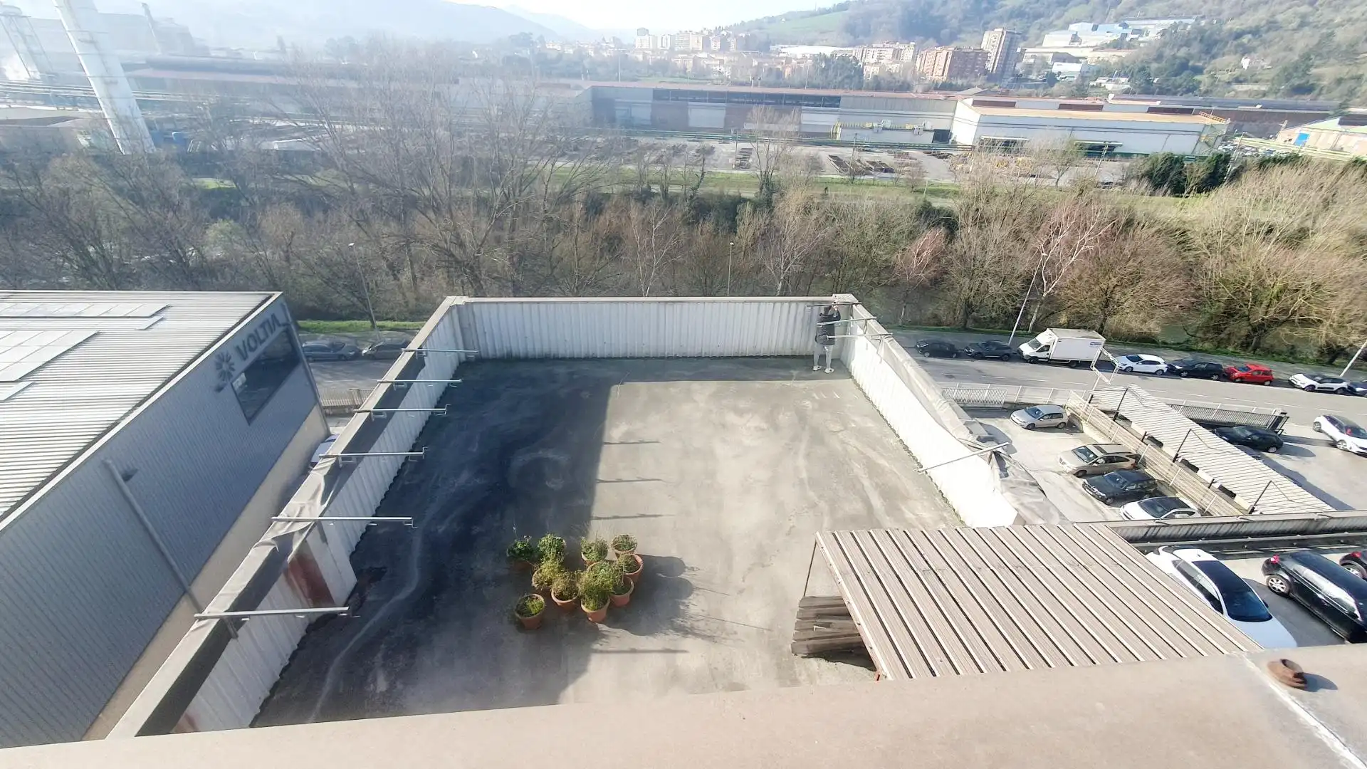 Aparcament de Nau industrial en venda en Basauri 