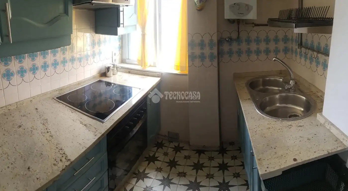 Cuina de Pis en venda en Sevilla amb Aire condicionat
