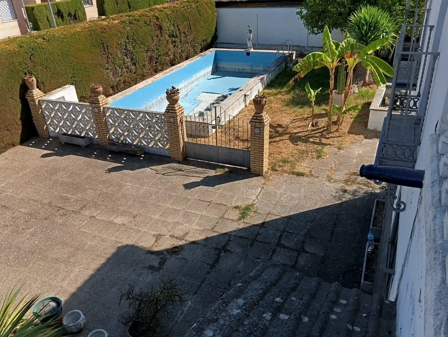 Piscina de Casa o chalet en venta en Cerro - Amate