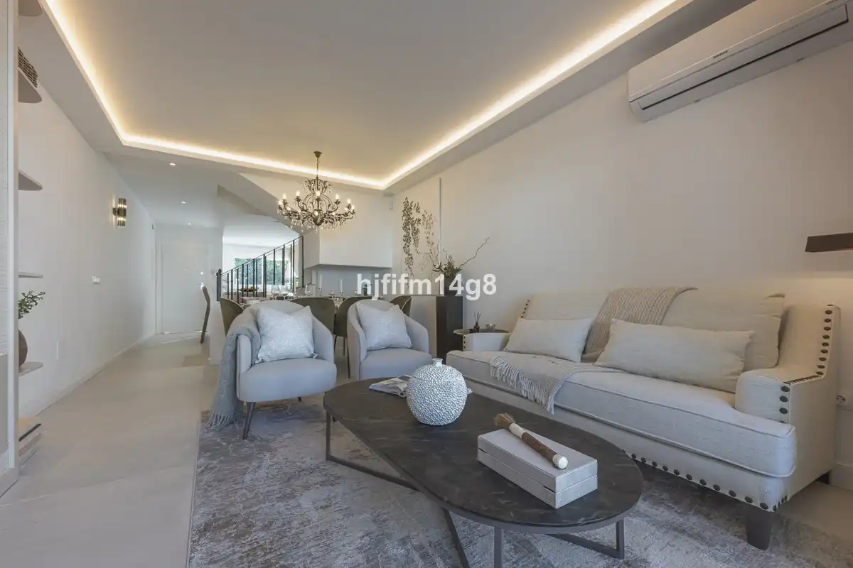 Reihenhaus zum Verkauf in Nueva Andalucía, imagen 5