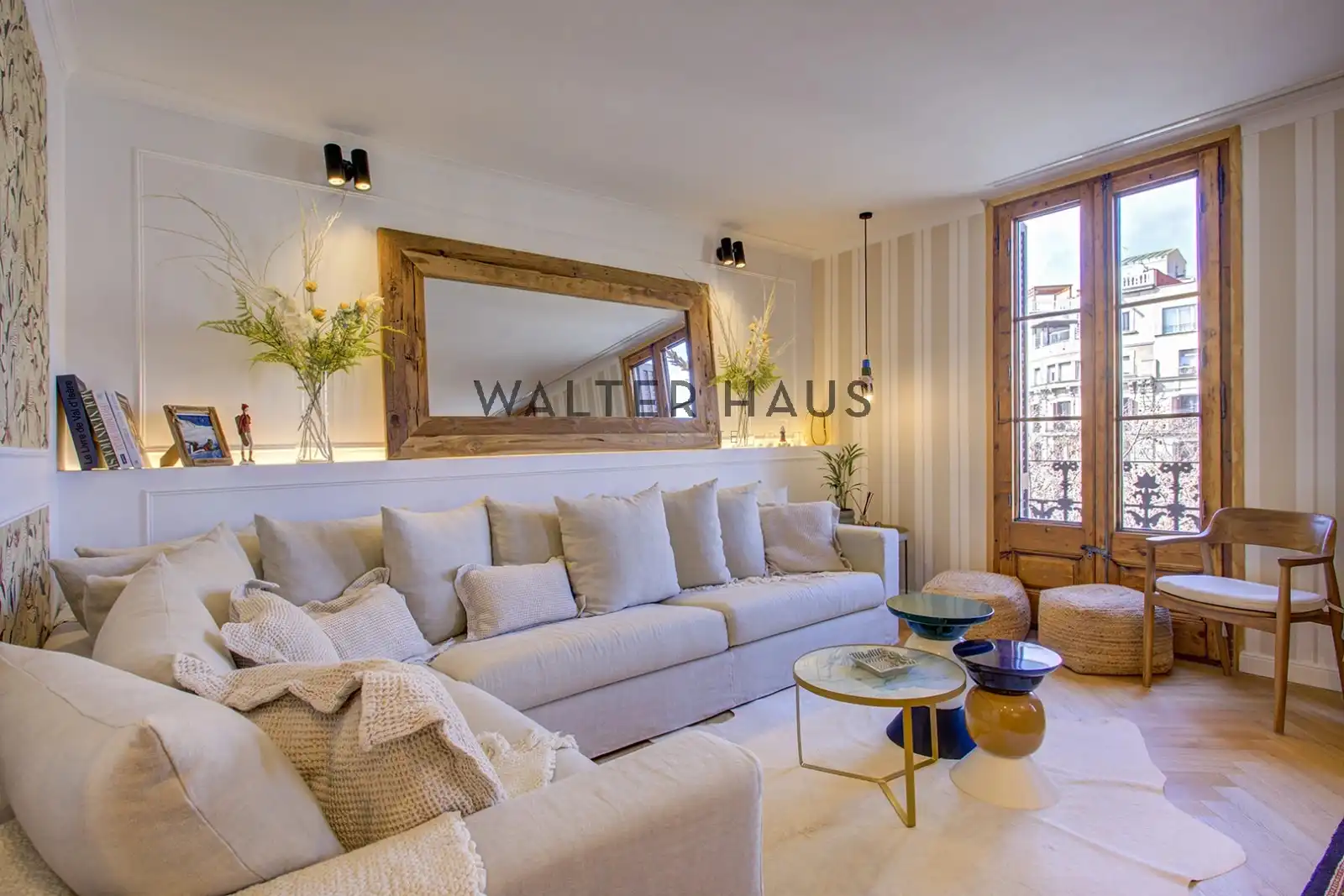 Sala de estar de Piso en venta en Barcelona con Aire acondicionado, Calefacción y Terraza