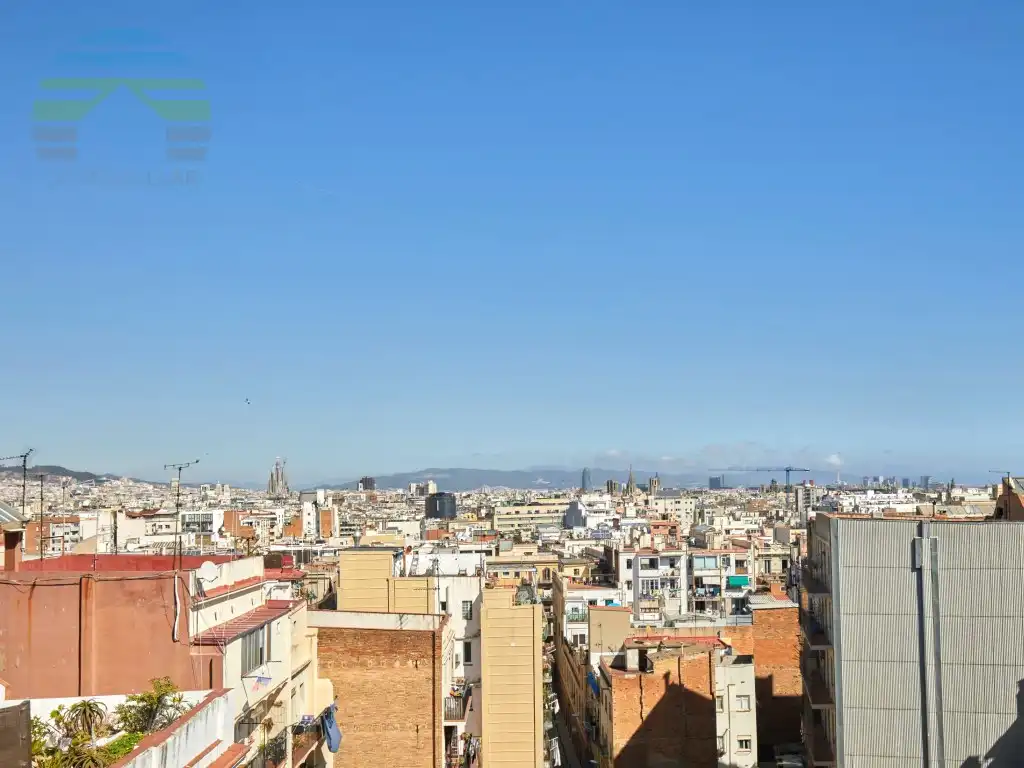 Exterior view of Attic for sale in Barcelona  with Air Conditioner and Terrace
