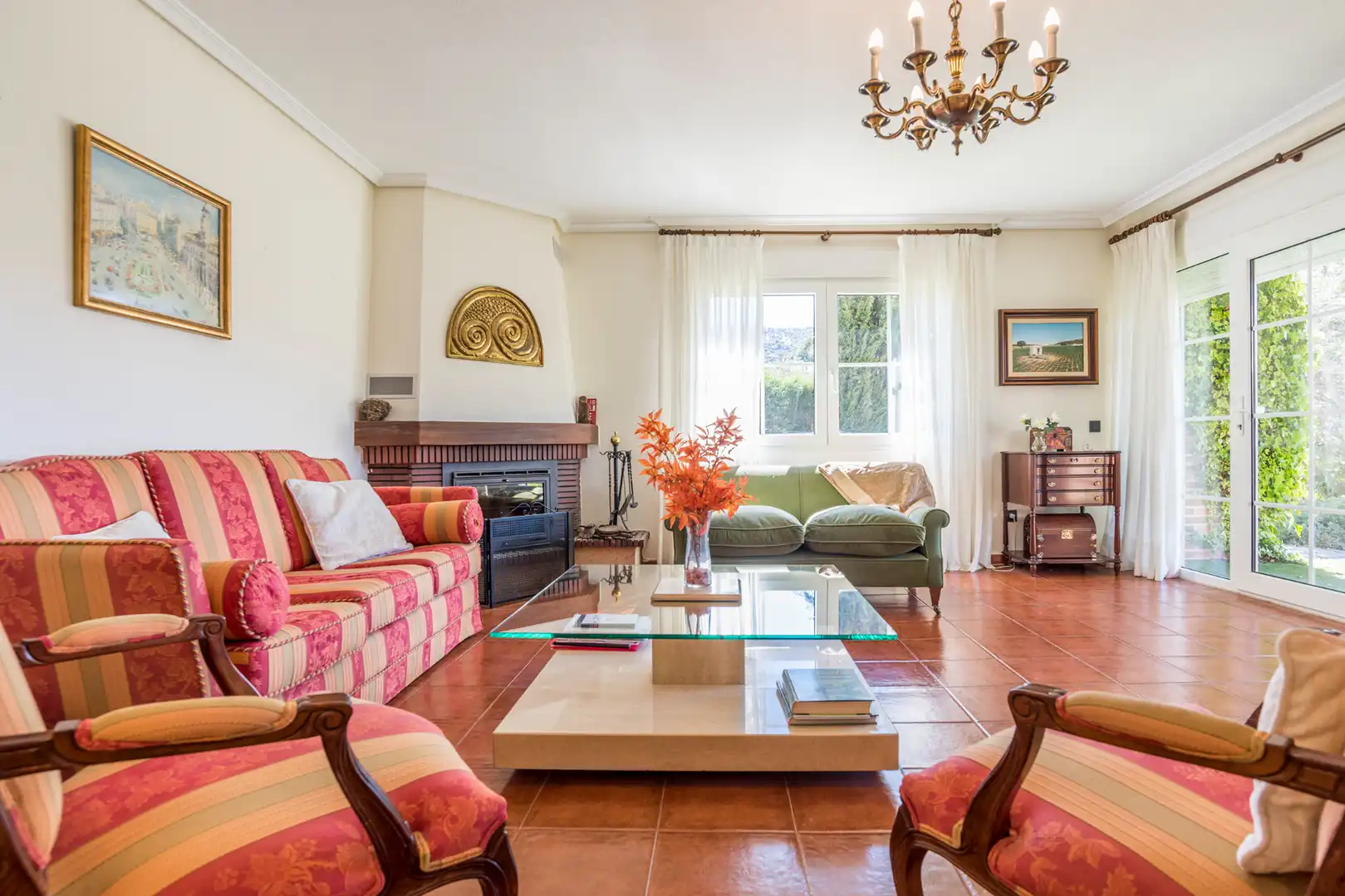 Living room of Houses for sale in Collado Villalba  with Air Conditioner, Heating and Private garden