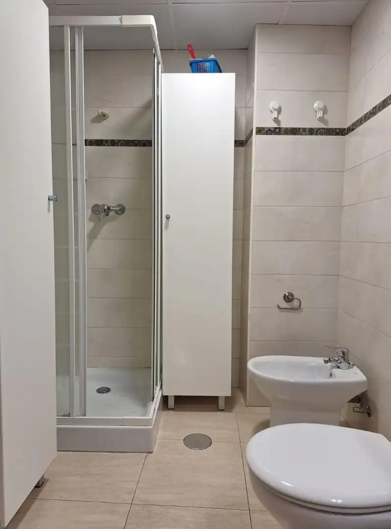 Badezimmer von Wohnung zur Miete in Murcia mit Klimaanlage und Möbliert