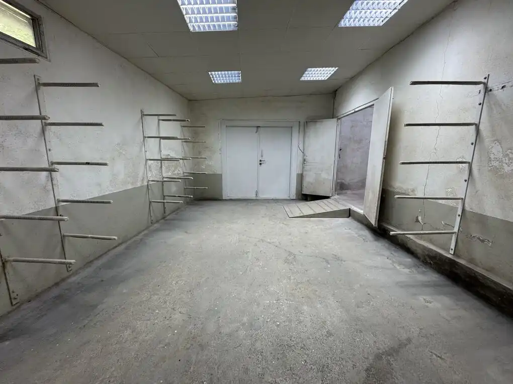 Industrial buildings for sale in Legazpi