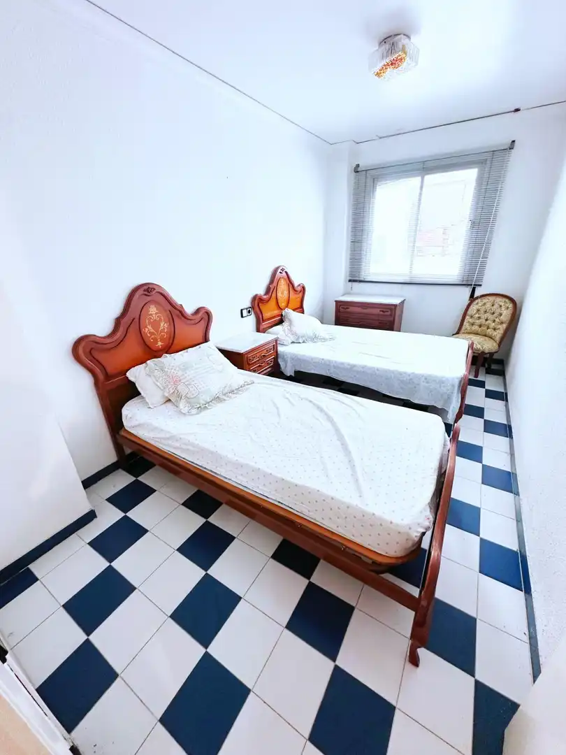 Habitación de Piso en venta en Benicolet con Amueblado y Balcón