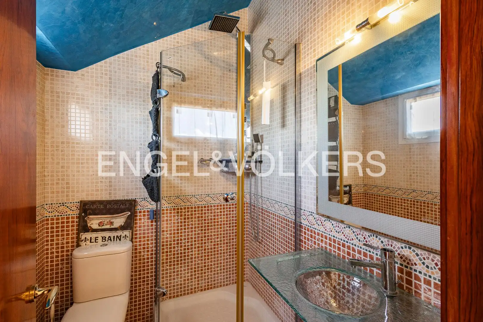 Baño de Casa o chalet en venta en Esplugues de Llobregat con Aire acondicionado, Calefacción y Jardín privado
