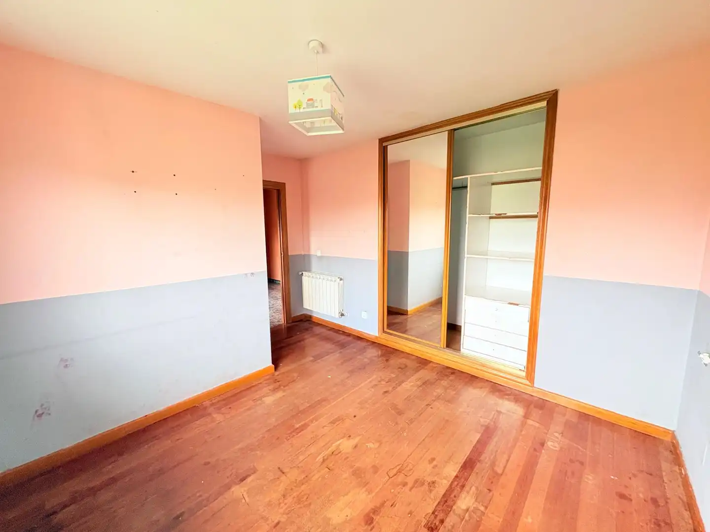 Habitación de Casa o chalet en venta en Carracedelo con Calefacción