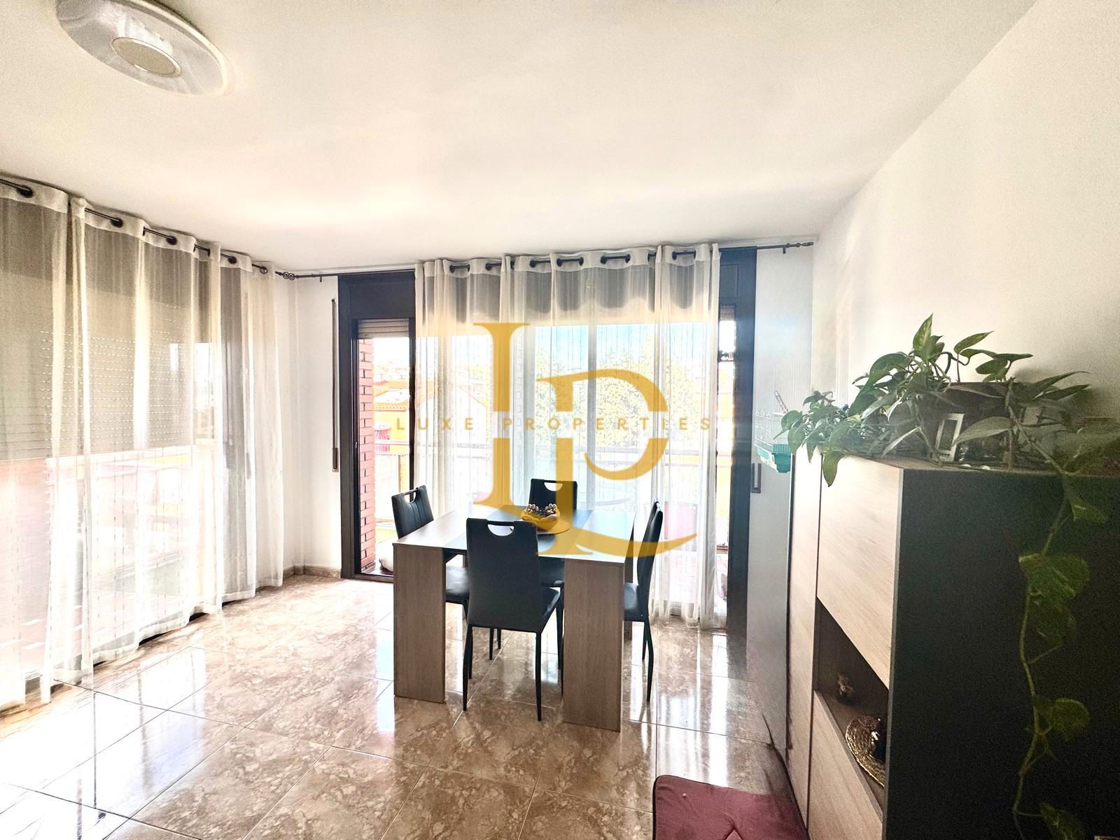 Dining room of Flat for sale in Rubí  with Air Conditioner, Heating and Terrace