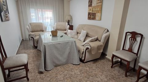 Foto 3 de Piso de alquiler en Peñamefecit - Avda Barcelona, Jaén Capital