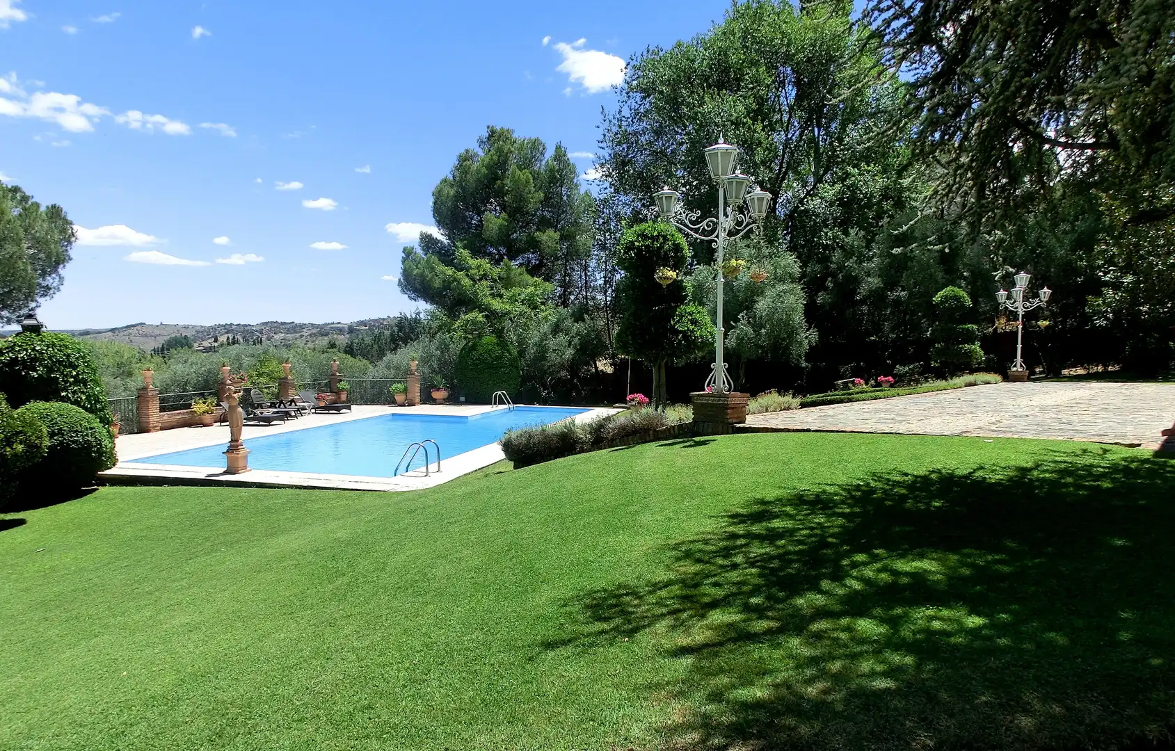 Piscina de Casa o xalet en venda en Toledo amb Aire condicionat, Calefacció i Jardí privat