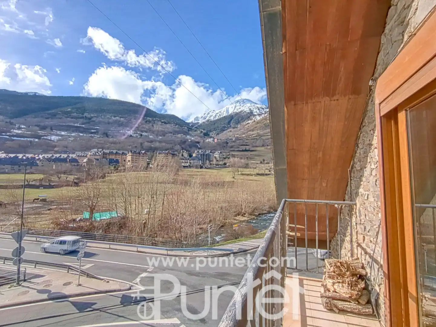 Vista exterior de Dúplex en venta en Vielha e Mijaran con Calefacción, Terraza y Balcón