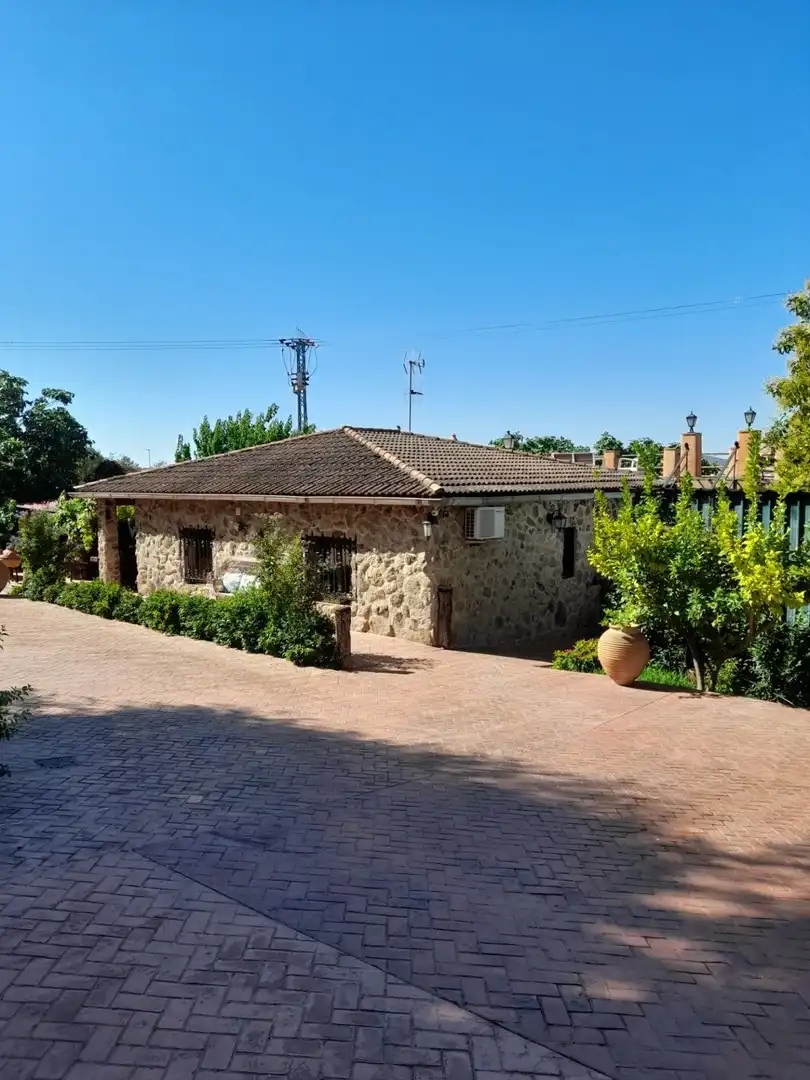 Vista exterior de Casa o chalet en venta en Cáceres con Jardín privado, Terraza y Trastero