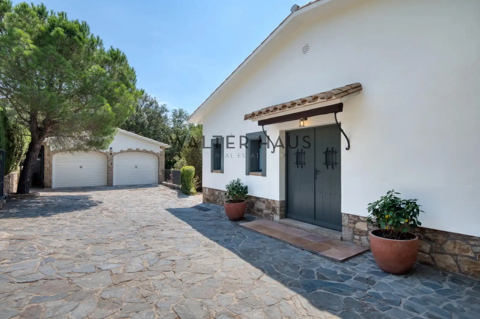 Casa amb terrassa en venda a Avinguda de Vallvanera, imagen 81